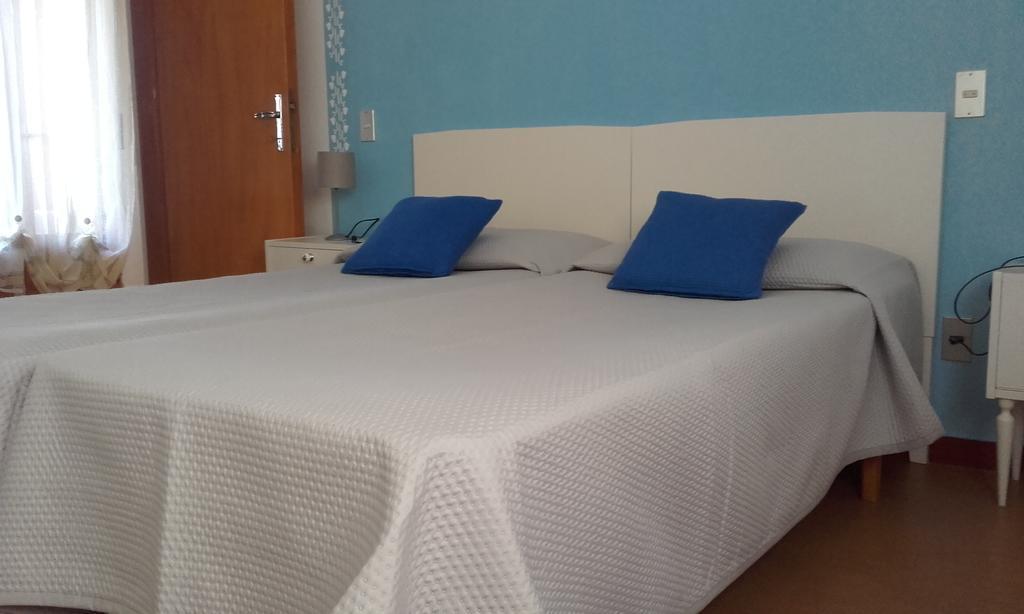 Casa Palmira Apartment Brenzone sul Garda Luaran gambar