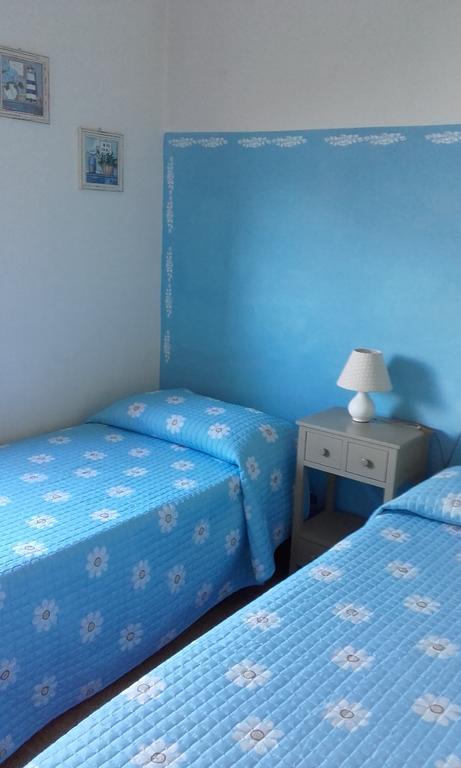 Casa Palmira Apartment Brenzone sul Garda Luaran gambar