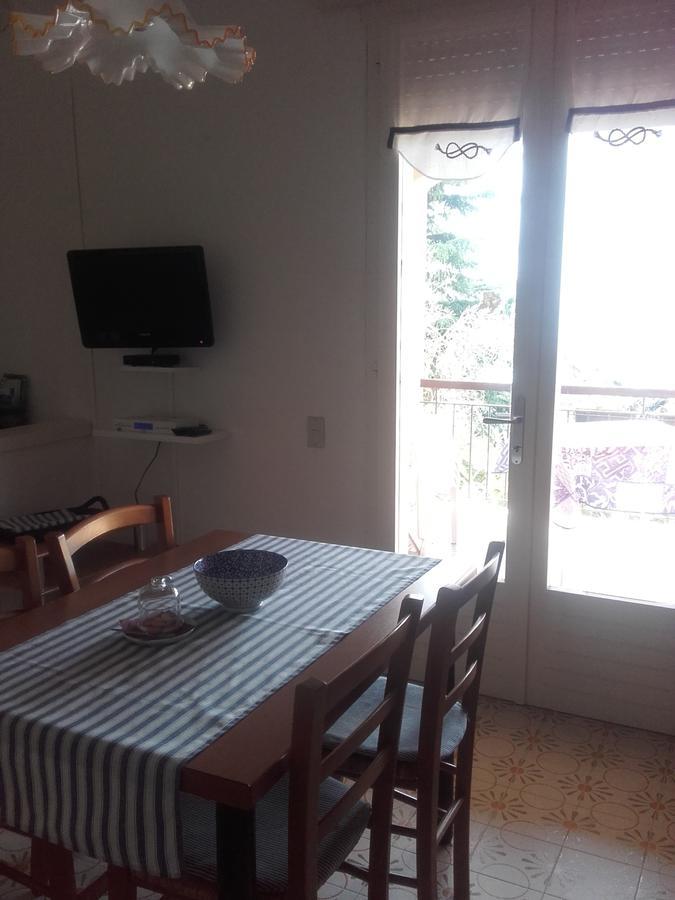 Casa Palmira Apartment Brenzone sul Garda Luaran gambar