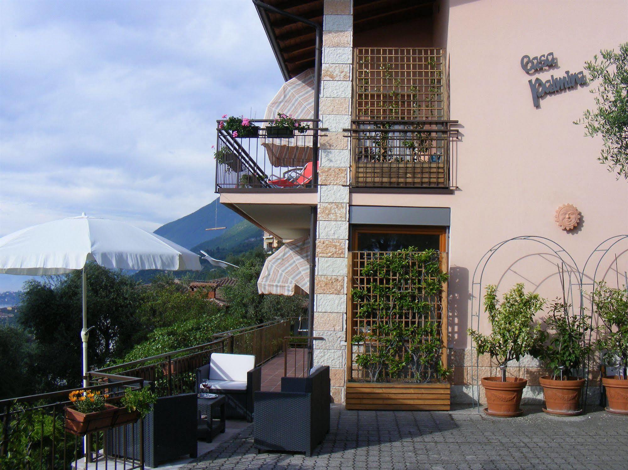 Casa Palmira Apartment Brenzone sul Garda Luaran gambar
