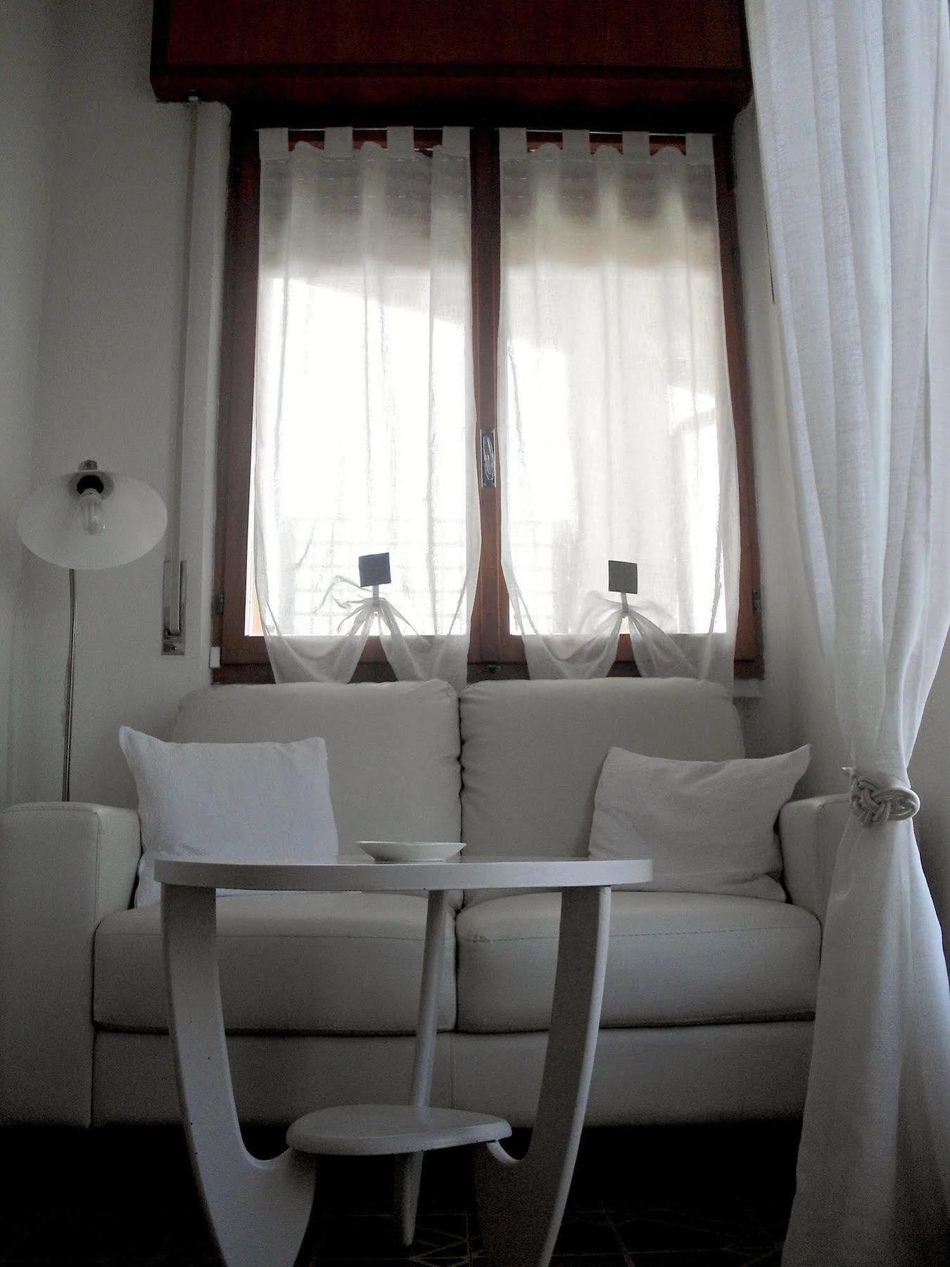 Casa Palmira Apartment Brenzone sul Garda Luaran gambar