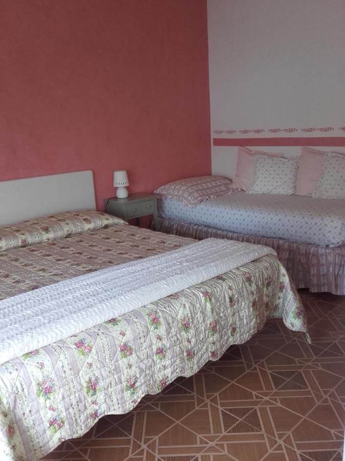 Casa Palmira Apartment Brenzone sul Garda Luaran gambar